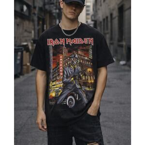 Iron Maiden Chicago Eddie Graphic Band Tee Black Rock Metal Shirt Small NWOT